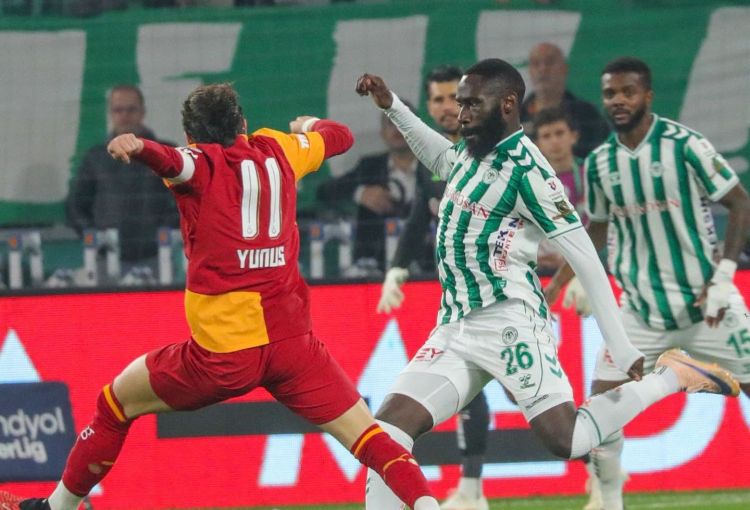 “Qalatasaray” səfərdə “Konyaspor”u darmadağın etdi